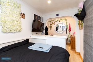 Bedroom- click for photo gallery